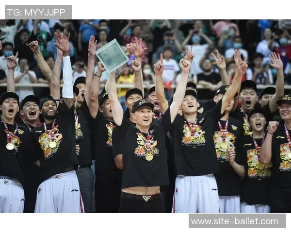 追梦赛前夜公布裁判名单我们将据此调整战术策略以争取胜利